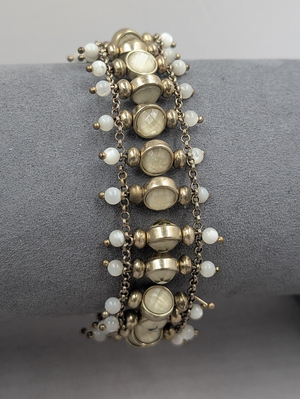 Lucky Brand Cream Cabochon Beaded Toggle Bracelet Boho | M241